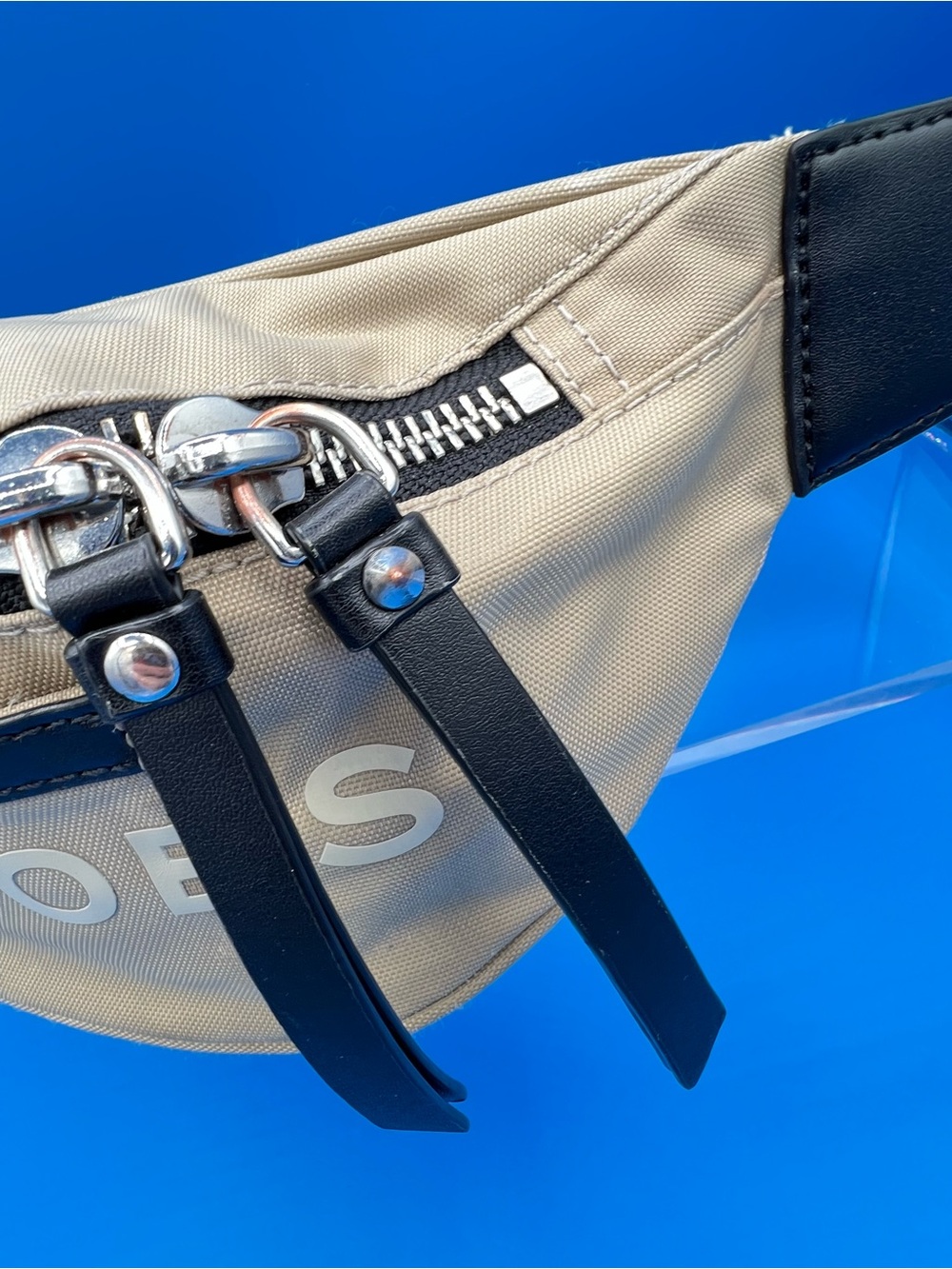 Marc Jacobs Carry-all Fanny Pack/ Belt Bag, Light Khaki - Picture 11 of 12
